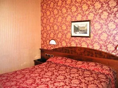 Hotel Poppi Mira 4*,