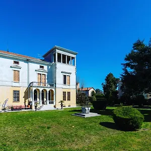  Appartamento Liberty Venezia -jacuzzi And Gardens- Dimora Storica A 20km Da Venezia