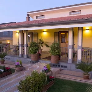https://villa-rosita-rome.it-romehotels.com